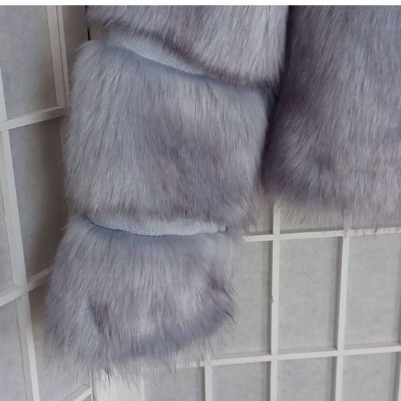 Missguided Faux Fur Jacket - Light Gray/Blue - Picture 6 of 10